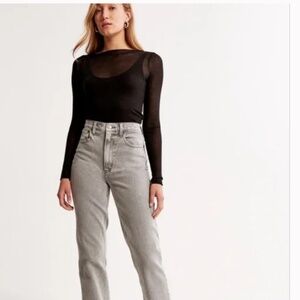 Abercrombie & Fitch The 90’s Straight Ultra High Rise